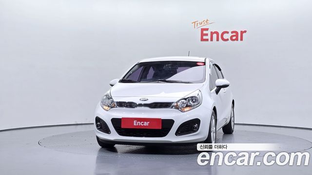 Kia pride 1.6 GDI Hatchback Luxury — пробег 65 502 км — фото 3 из 5