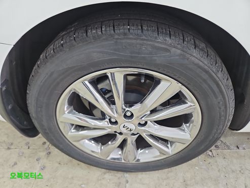 Kia Carnival 9-Seater Prstige — пробег 61 900 км — фото 5 из 5