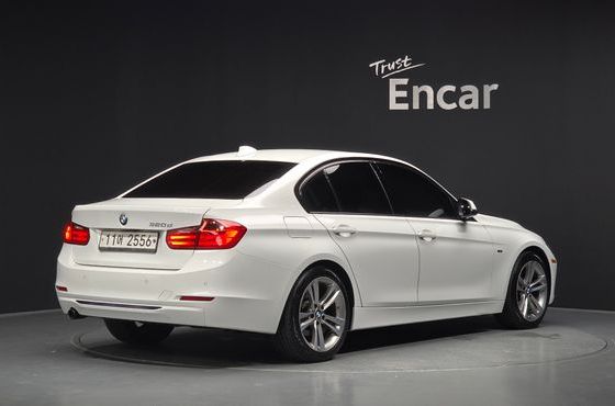 BMW 3-Series 320d Sport — пробег 72 555 км — фото 2 из 5