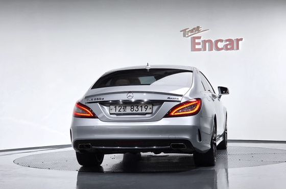 Mercedes-Benz CLS-Class CLS250 d 4MATIC AMG Line — пробег 98 268 км — фото 4 из 5