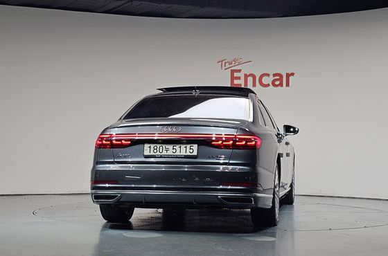 Audi A8 55 TFSI Quattro LWB — пробег 92 699 км — фото 4 из 5