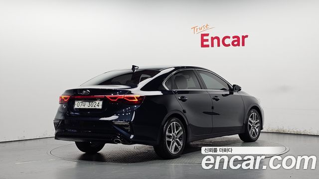 Kia K3 из Кореи Encar