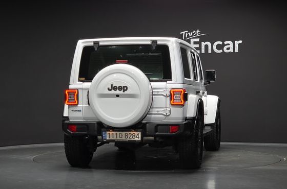 Jeep Wrangler 2.0 Overland Power Top 4Door 4xe — пробег 89 524 км — фото 4 из 5