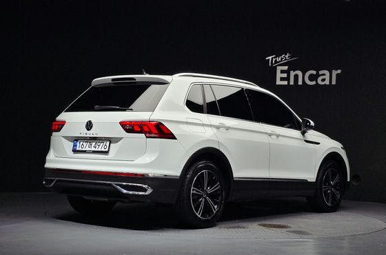 Volkswagen Tiguan 2.0 TDI Premium — пробег 92 801 км — фото 2 из 5