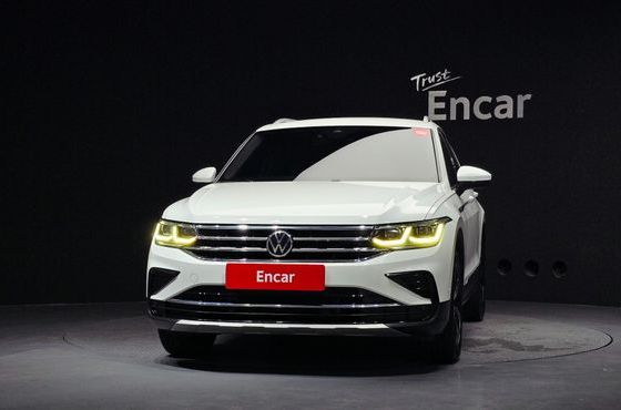 Volkswagen Tiguan 2.0 TDI Premium — пробег 92 801 км — фото 3 из 5