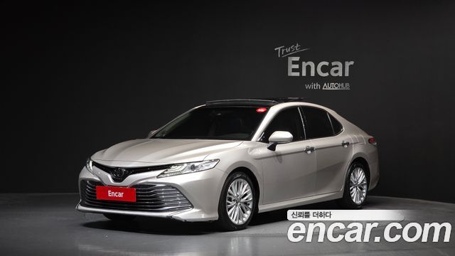 Toyota Camry 2.5 — пробег 86 298 км — фото 1 из 5