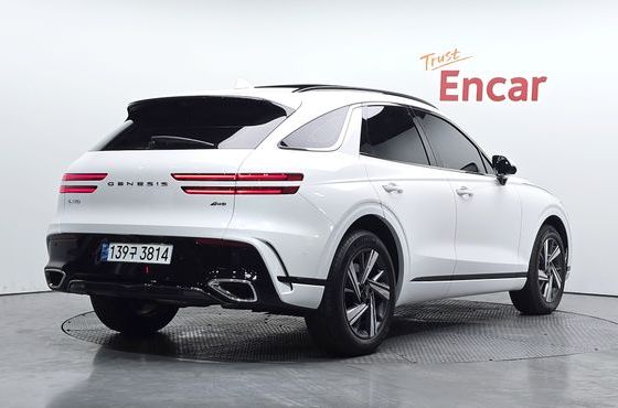 Genesis GV70 2.5T Gasoline AWD — пробег 14 908 км — фото 2 из 5