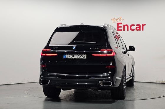 BMW X7 xDrive 40i M Sport 6STR — пробег 13 097 км — фото 4 из 5