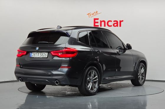 BMW X3 xDrive 30e M Sport — пробег 28 178 км — фото 2 из 5