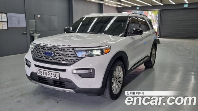 Ford Explorer 2.3 LimIted 4WD — пробег 128 470 км — фото 1 из 5