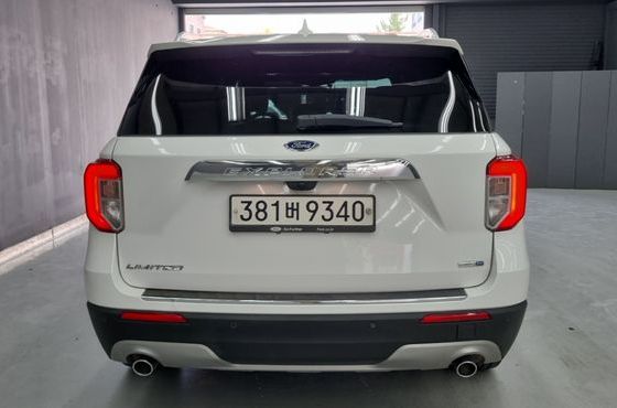 Ford Explorer 2.3 LimIted 4WD — пробег 128 470 км — фото 4 из 5