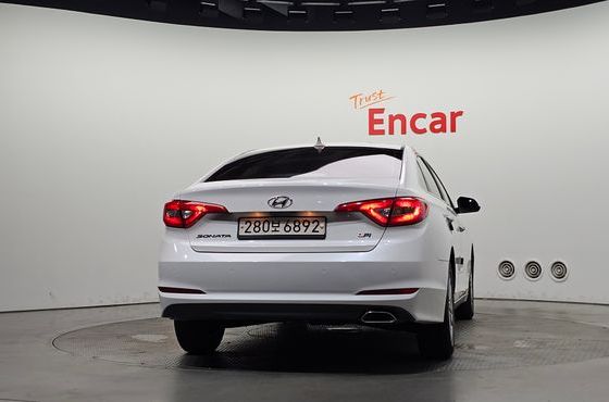 Hyundai Sonata LPI Modern — пробег 175 647 км — фото 4 из 5
