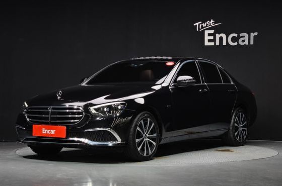 Mercedes-Benz E-Class E300e 4MATIC Exclusive — пробег 124 362 км — фото 1 из 5