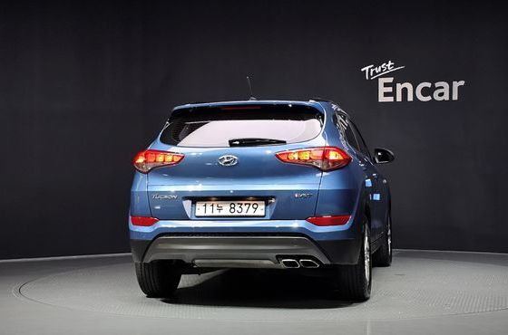 Hyundai Tucson Diesel 2.0 2WD Style — пробег 77 685 км — фото 4 из 5