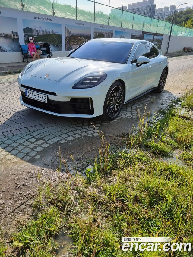 Porsche Panamera 2.9 AWD E-Hybrid — пробег 450 км — фото 1 из 5
