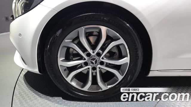 Mercedes-Benz C-Class из Кореи Encar