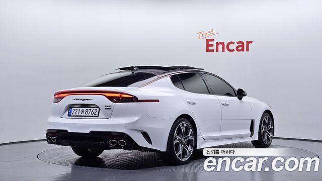 Kia Stinger из Кореи Encar