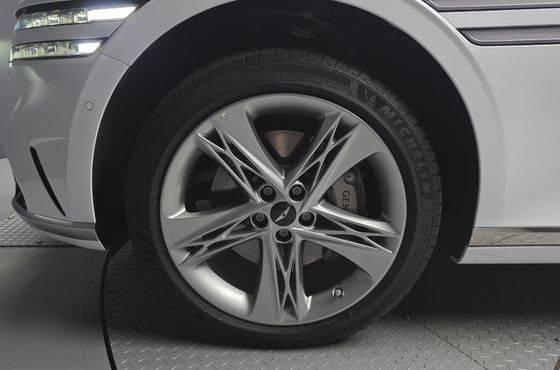 Genesis G90 Gasoline 3.5 Turbo AWD — пробег 8 998 км — фото 5 из 5