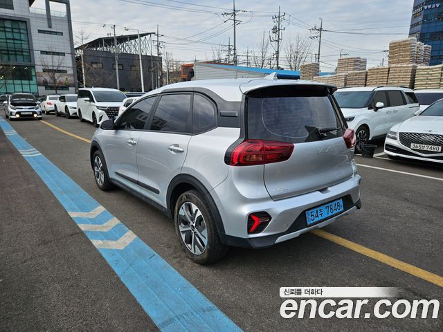 Kia Niro Earth — пробег 68 997 км — фото 4 из 5