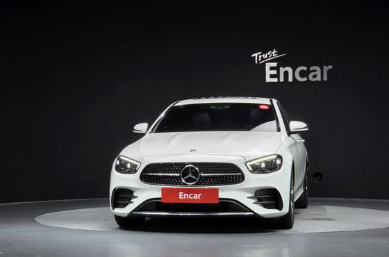 Mercedes-Benz E-Class E220d 4MATIC AMG Line — пробег 72 730 км — фото 3 из 5