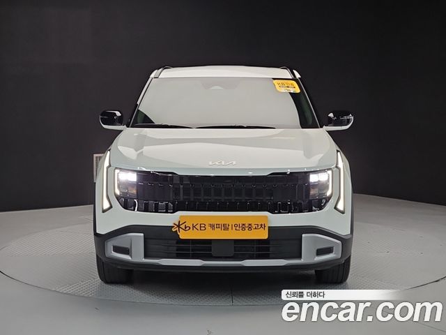 Kia Seltos HEV 1.6 2WD Signature — пробег 3 737 км — фото 1 из 5