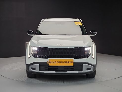 Kia Seltos HEV 1.6 2WD Signature — пробег 3 737 км — фото 1 из 5