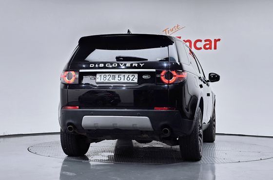 Land Rover Discovery Sport 2.0 TD4 HSE Luxury — пробег 125 615 км — фото 4 из 5