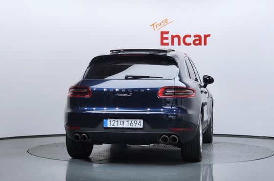 Porsche Macan 3.0 S Diesel 95B — пробег 141 167 км — фото 4 из 5