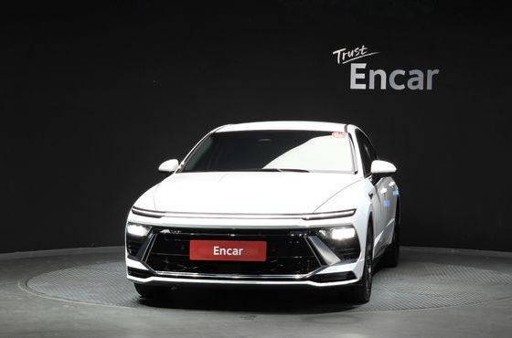 Hyundai Sonata 2.0 Exclusive — пробег 14 057 км — фото 3 из 5