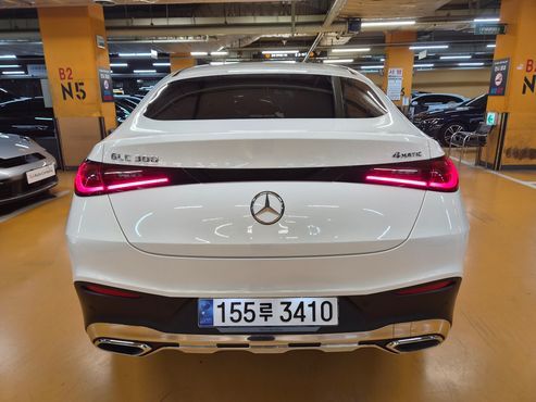 Mercedes-Benz GLC-Class GLC300 4MATIC Coupe — пробег 10 000 км — фото 5 из 5