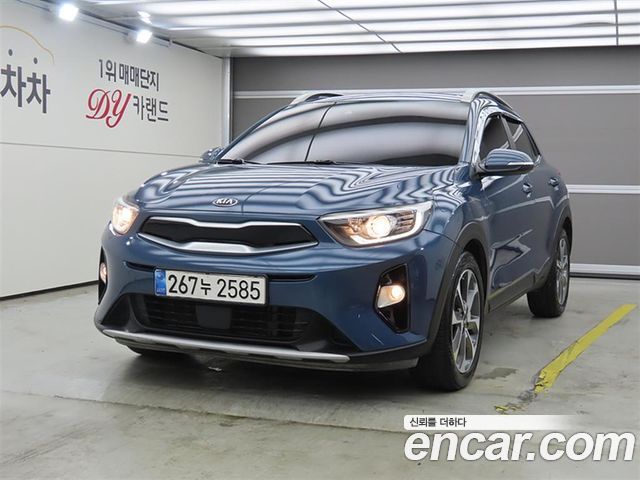 Kia Stonic из Кореи Encar