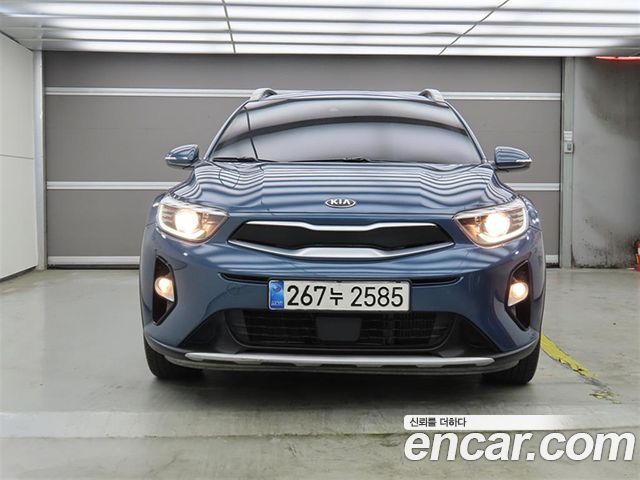 Kia Stonic из Кореи Encar