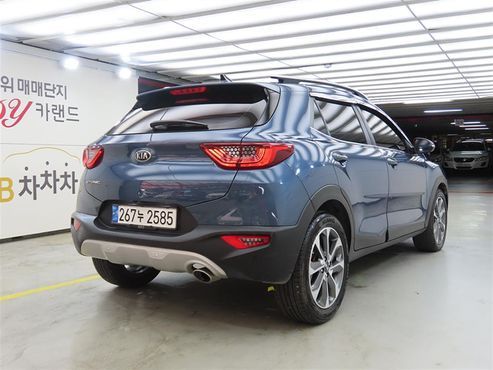 Kia Stonic Diesel 1.6 Prestige — пробег 118 434 км — фото 4 из 5