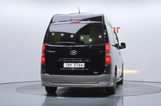 Hyundai Starex 4WD Limousine — пробег 123 424 км — фото 4 из 5