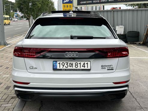 Audi Q8 55 TFSI Quattro Premium — пробег 40 000 км — фото 4 из 5
