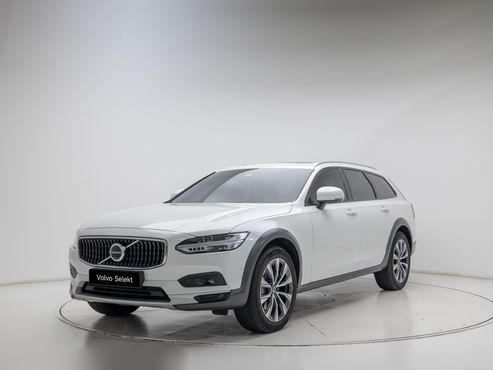 Volvo V90 B5 Ultra AWD — пробег 14 641 км — фото 1 из 5