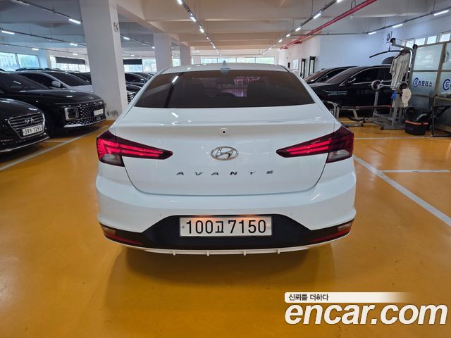 Hyundai AVANTE 1.6 LPi Smart(Rental) — пробег 127 078 км — фото 4 из 5