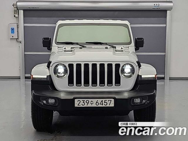 Jeep Wrangler 2.0 Overland 4Door 80th Edition — пробег 75 291 км — фото 2 из 5