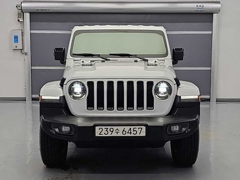 Jeep Wrangler 2.0 Overland 4Door 80th Edition — пробег 75 291 км — фото 2 из 5