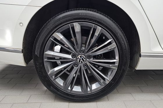 Volkswagen Passat 2.0 TDI 4Motion Prestige — пробег 51 315 км — фото 5 из 5