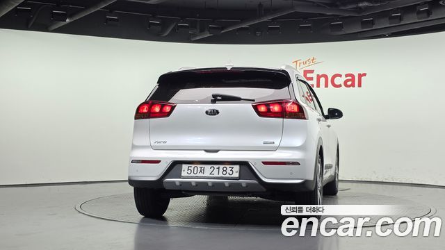 Kia Niro из Кореи Encar