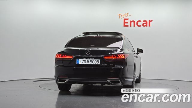 Lexus LS из Кореи Encar