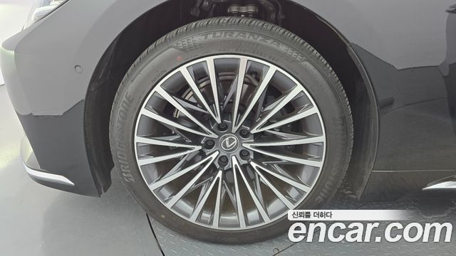 Lexus LS из Кореи Encar