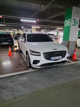 Genesis GV70 2.5T Gasoline 2WD — пробег 8 014 км — фото 3 из 5