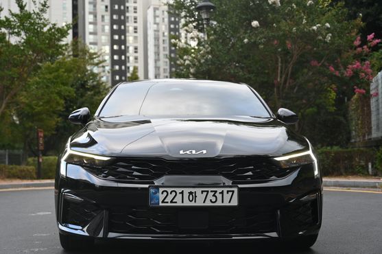 Kia K5 2.0 Prestige — пробег 17 000 км — фото 2 из 5