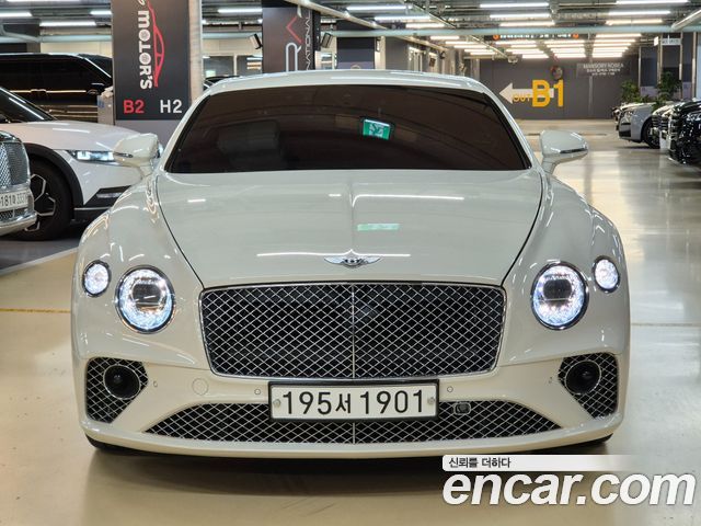 Bentley Continental 4.0 GT — пробег 10 068 км — фото 2 из 5