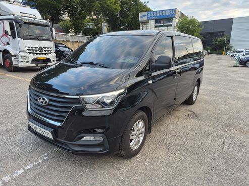 Hyundai Starex Van 3-Seater Smart — пробег 136 000 км — фото 1 из 5