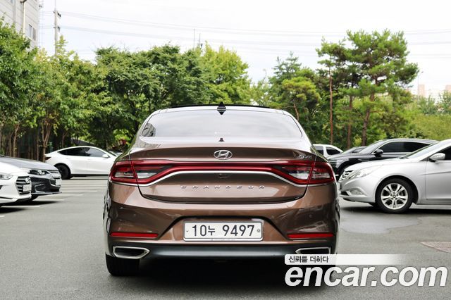Hyundai Grandeur из Кореи Encar