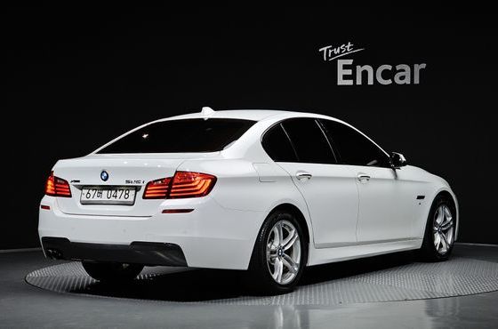 BMW 5-Series 528i xDrive Aero Dynamic Special Edition — пробег 86 825 км — фото 2 из 5