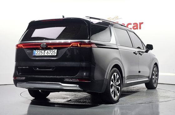Kia Carnival Diesel 9-Seater Signature — пробег 165 553 км — фото 2 из 5